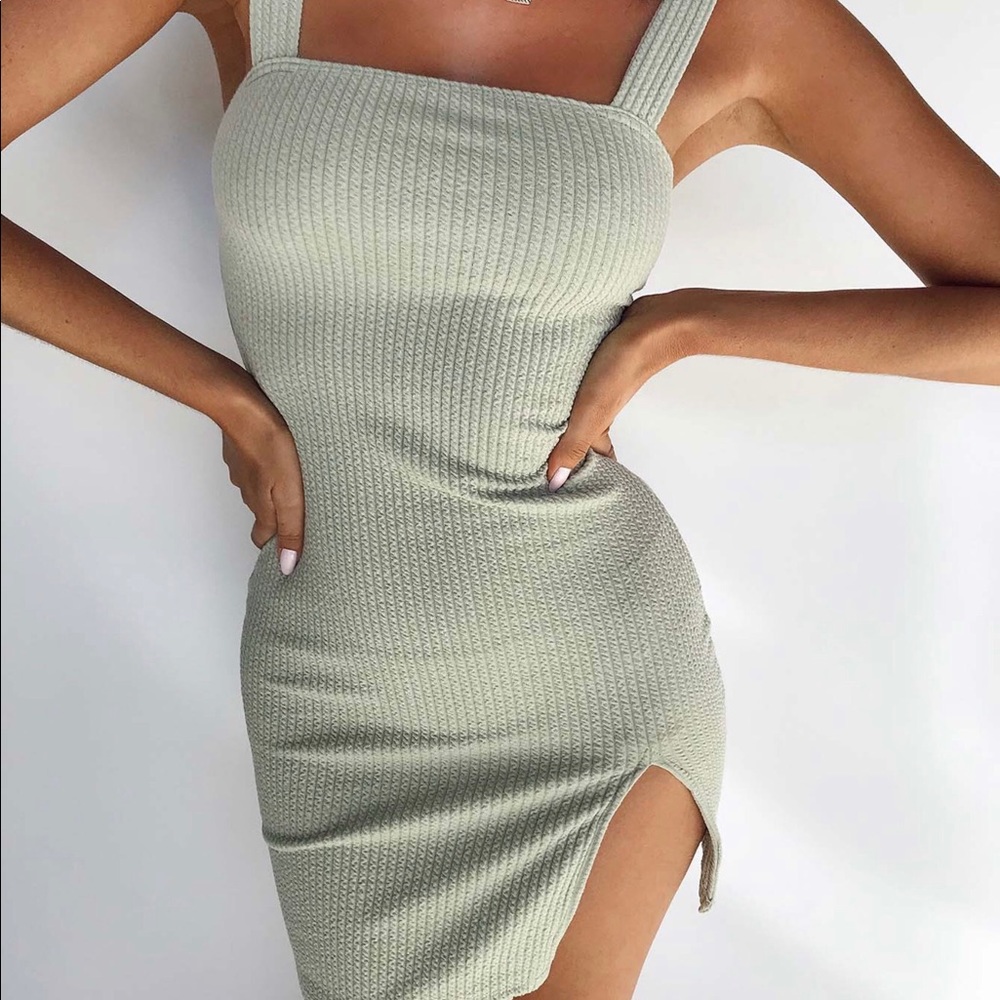 Princess Polly Motel Pendan Dress Mint